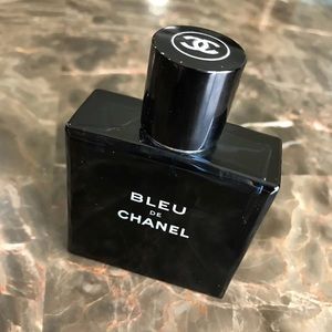 Chanel bleu